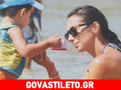 Ολυμπία Χοψονίδου: Στην θάλασσα με τους γιους της